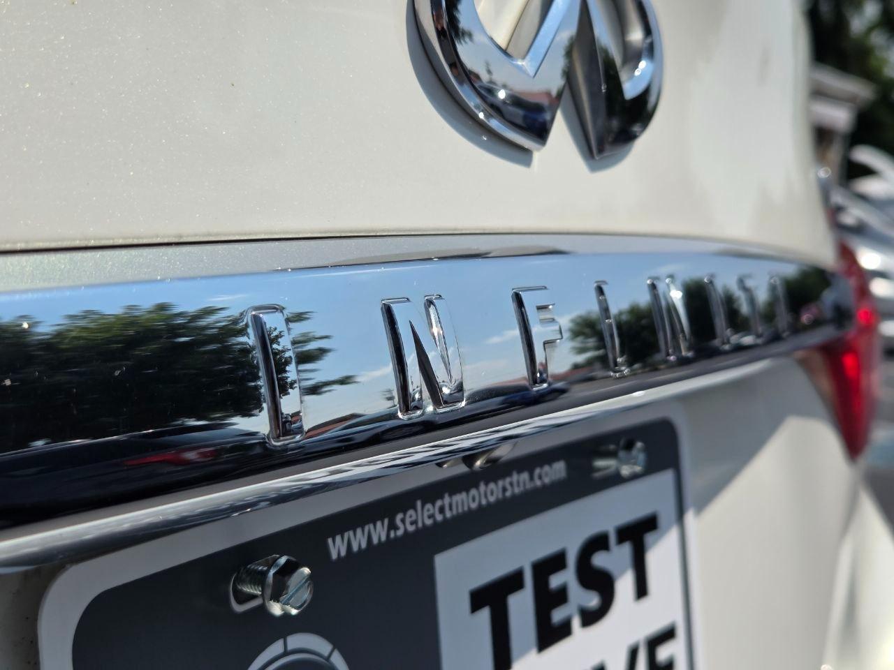 Infiniti Q50 Premium AWD 2014