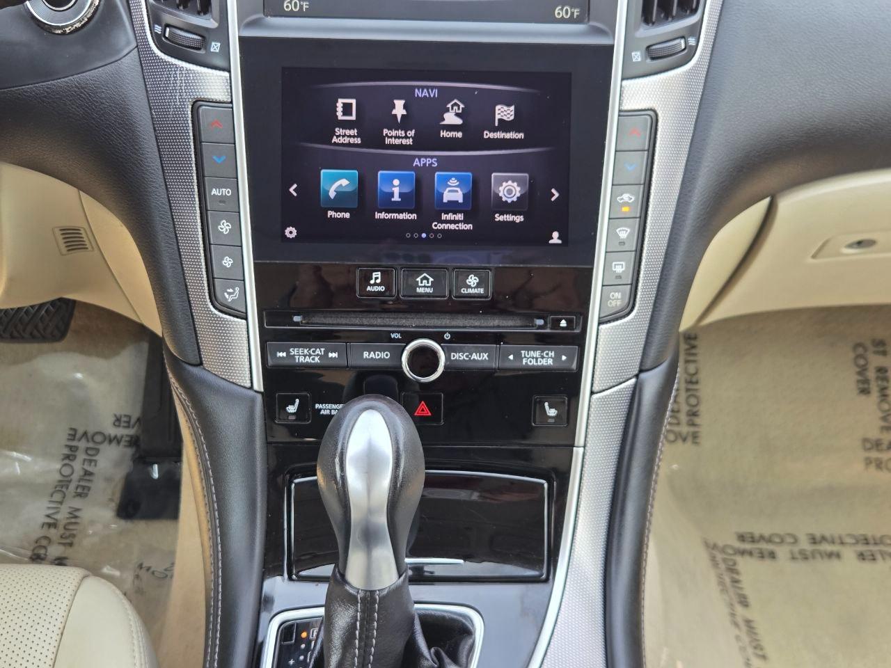 Infiniti Q50 Premium AWD 2014
