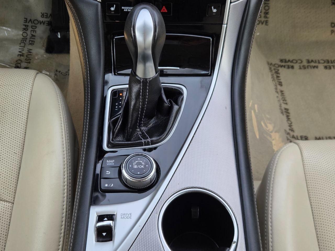 Infiniti Q50 Premium AWD 2014