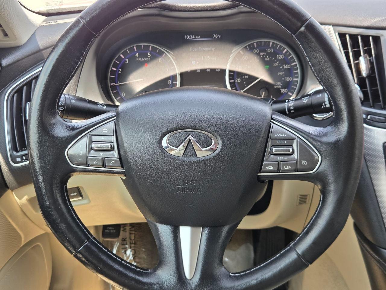 Infiniti Q50 Premium AWD 2014
