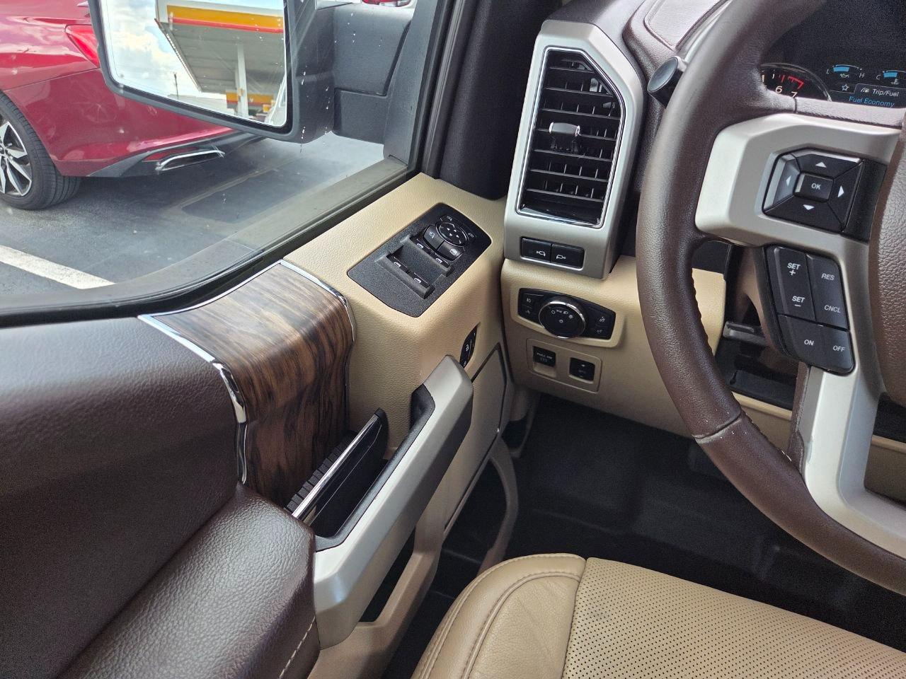 Ford F-150 Lariat SuperCrew 5.5-ft. Bed 4WD 2018