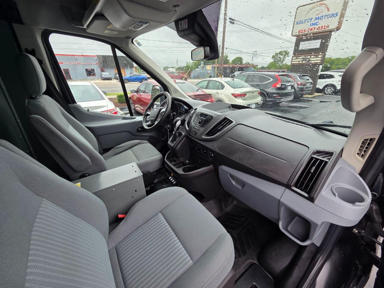 Ford Transit 250 Van Med. Roof w/Sliding Pass. 148-in. WB 2015