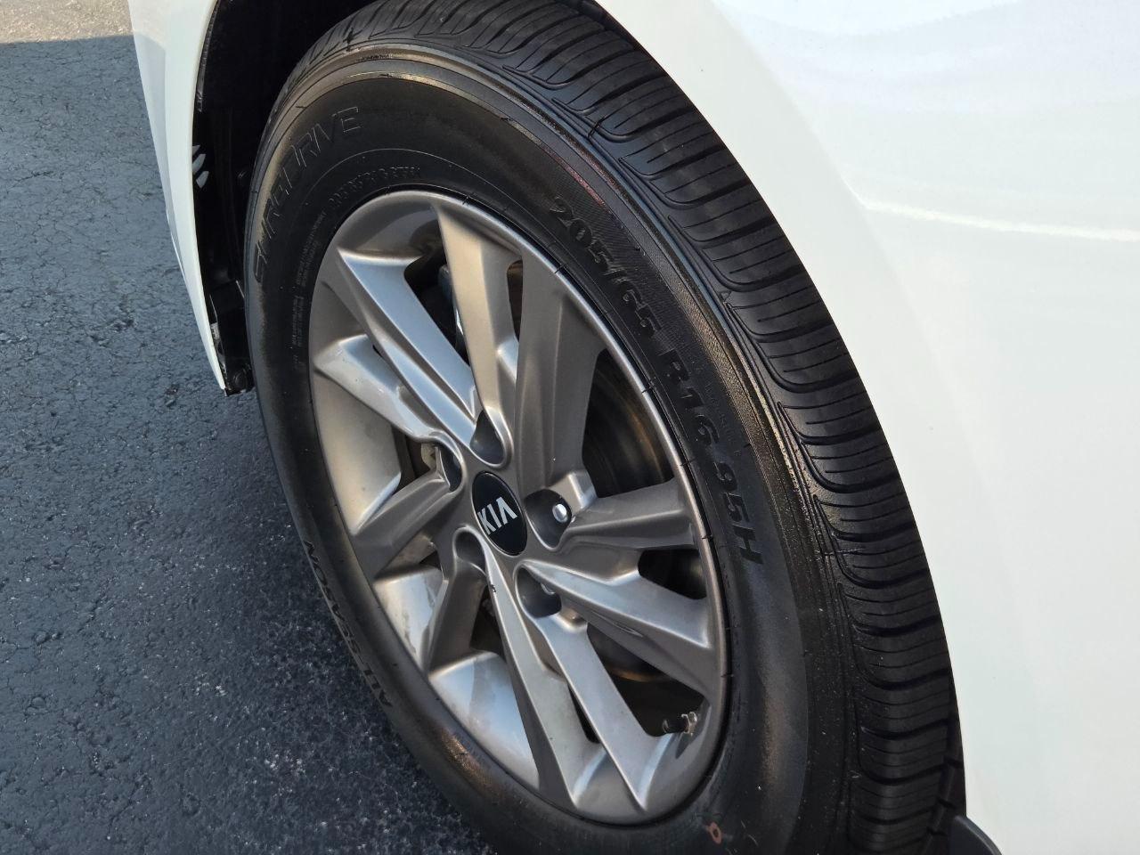 Kia Optima LX 2020