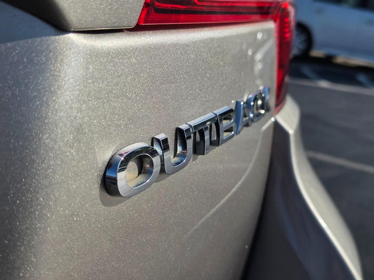 Subaru Outback 2.5i Limited 2015