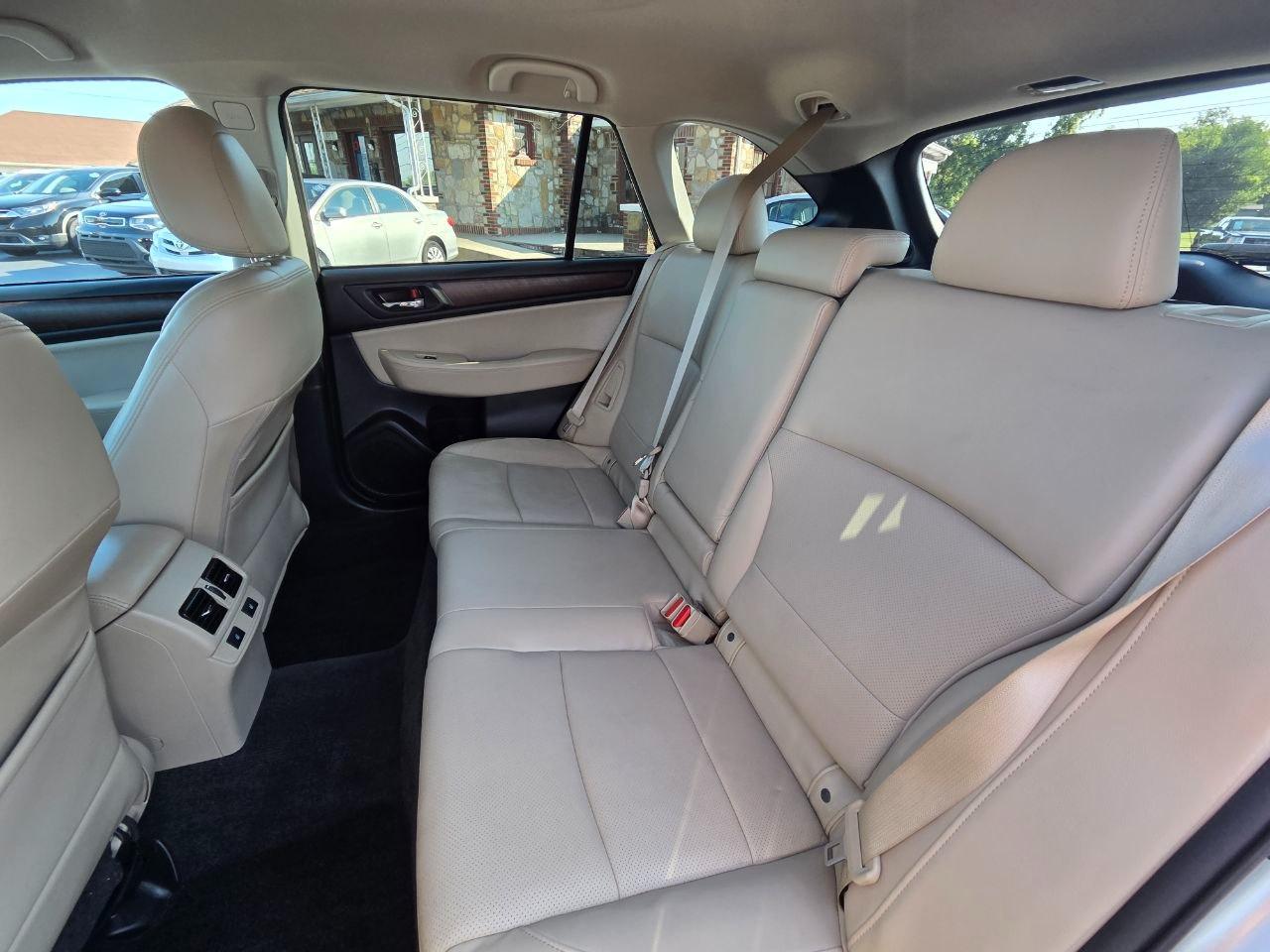 Subaru Outback 2.5i Limited 2015