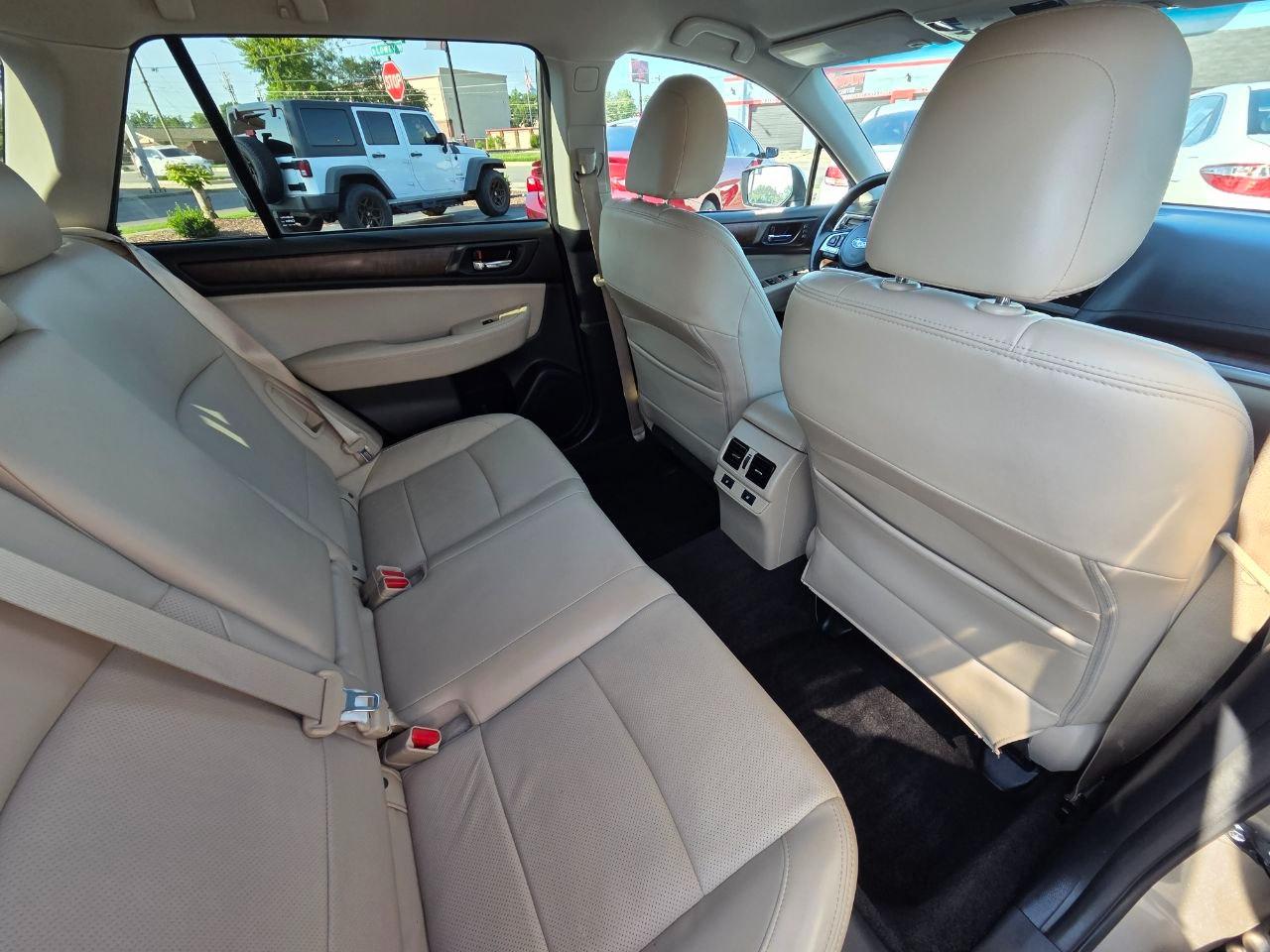 Subaru Outback 2.5i Limited 2015