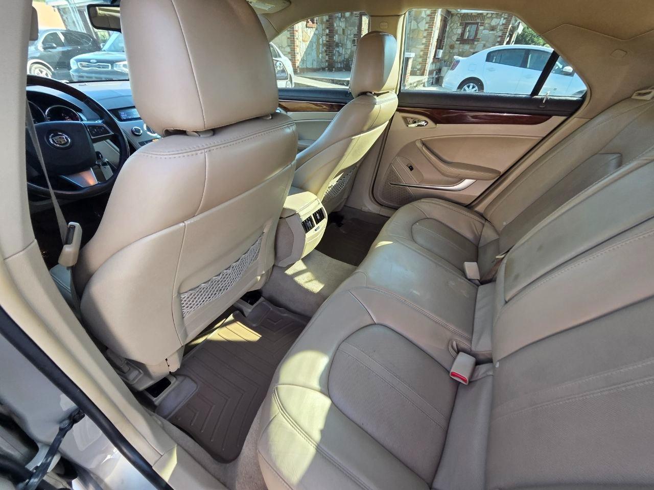 Cadillac CTS Luxury 2013