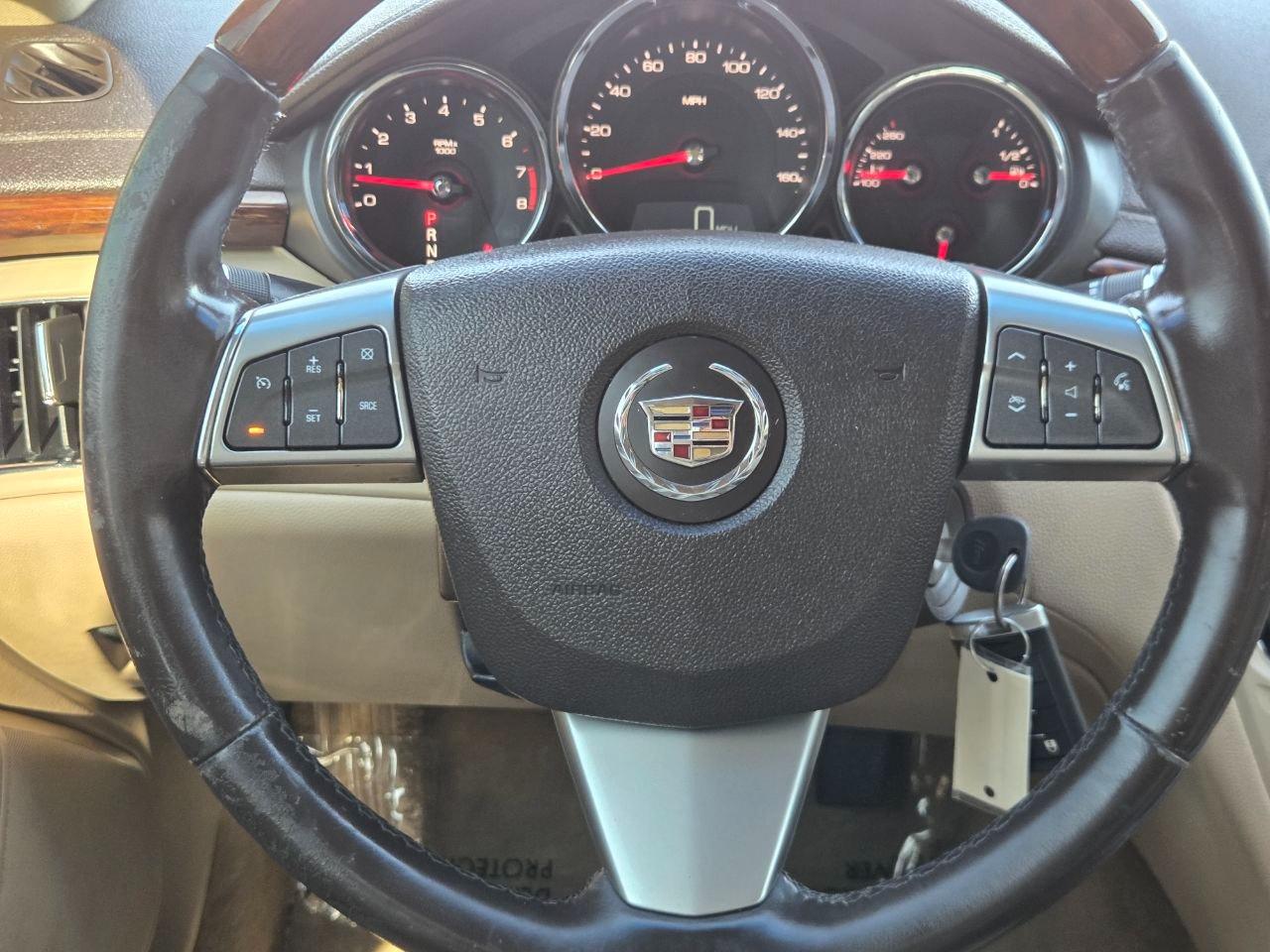 Cadillac CTS Luxury 2013