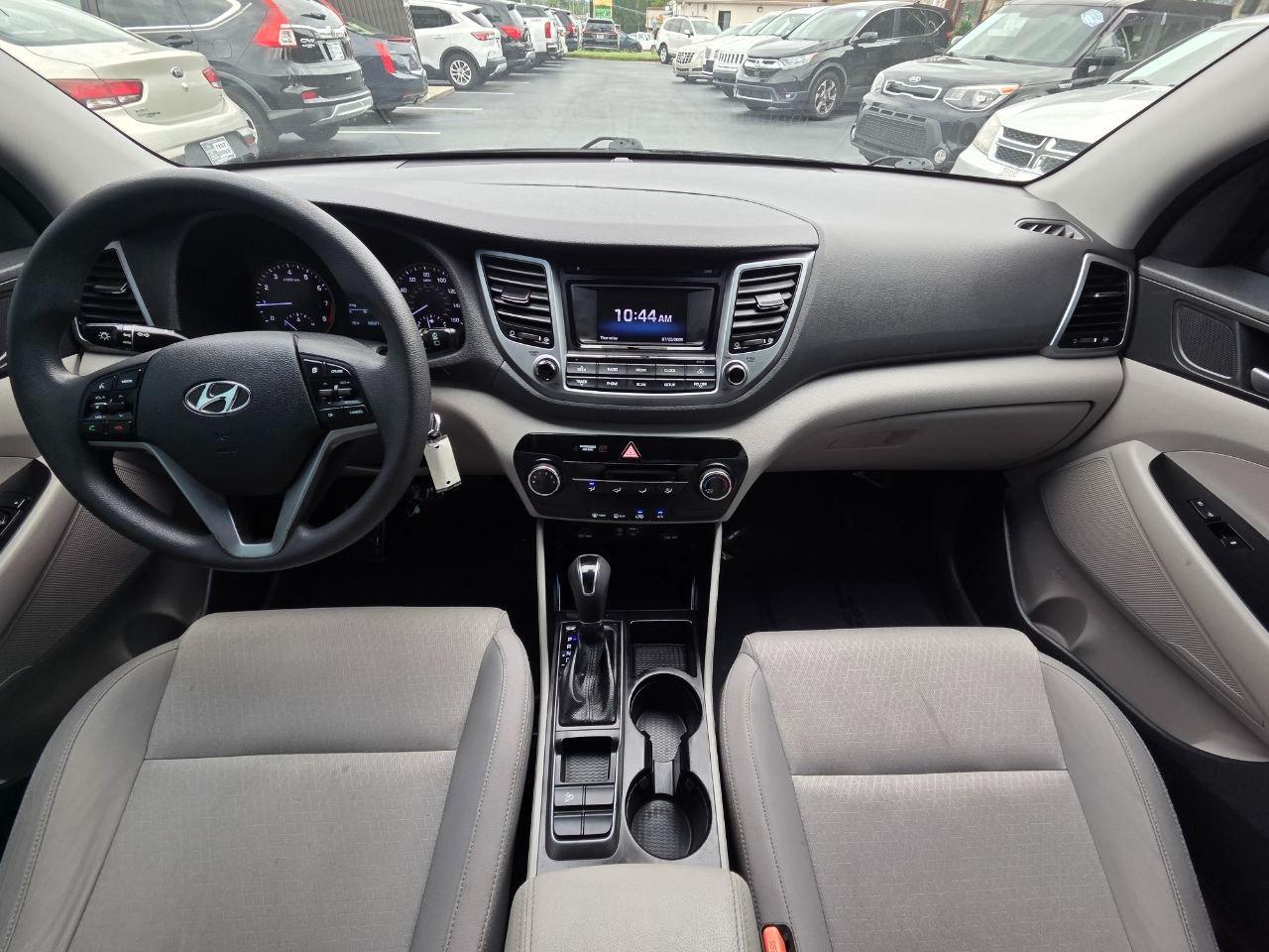 Hyundai Tucson SE 2017