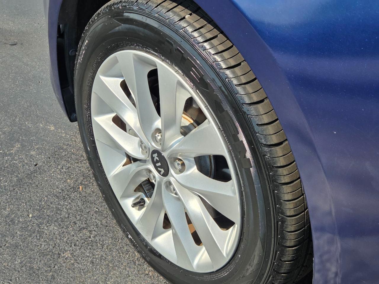 Kia Optima LX 2017