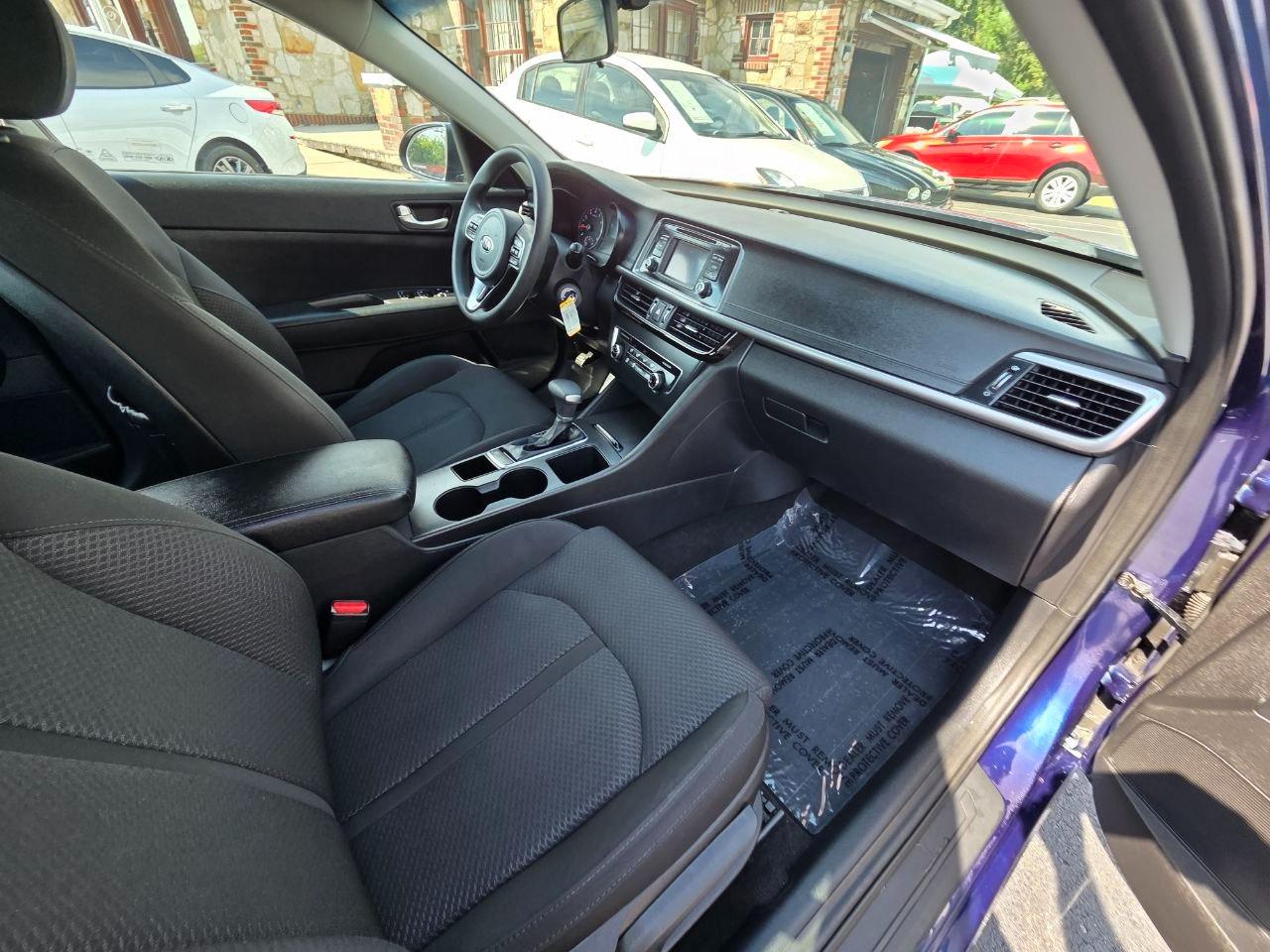 Kia Optima LX 2017