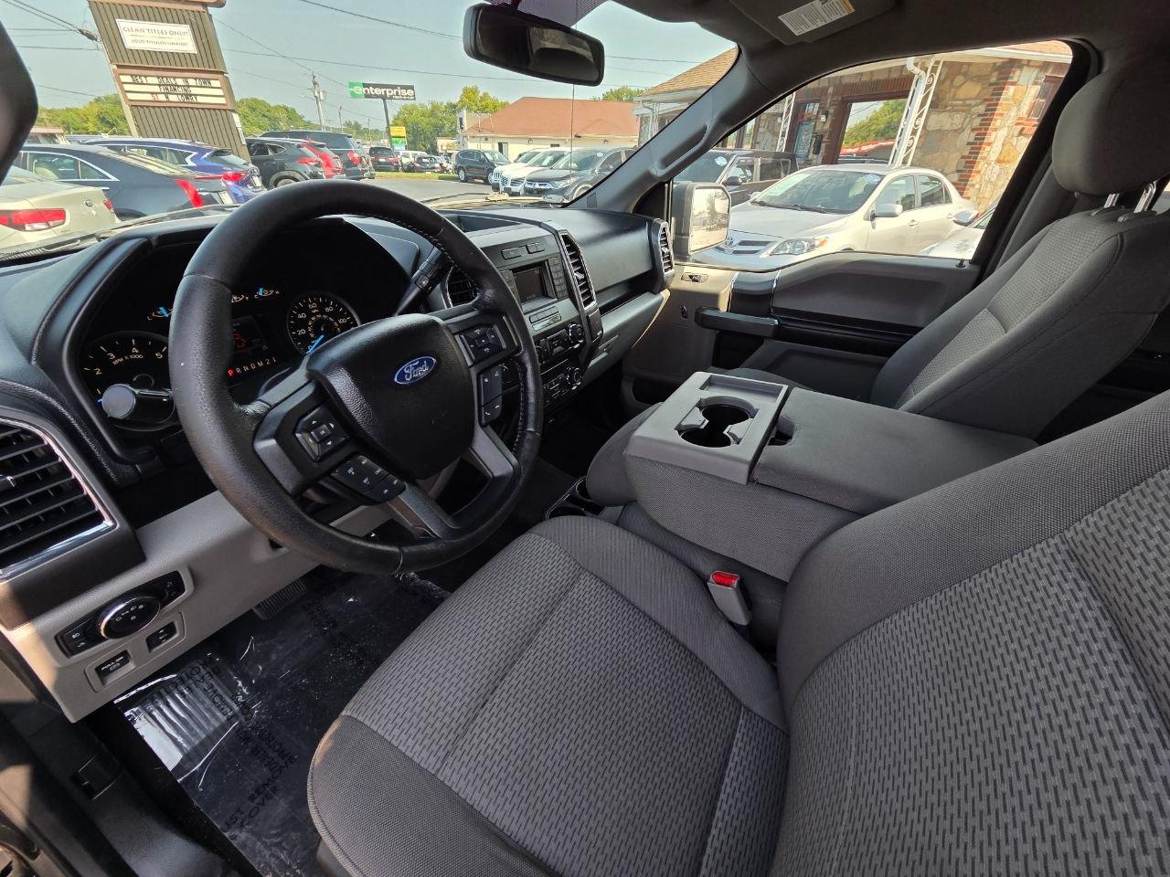 Ford F-150 XLT SuperCrew 5.5-ft. Bed 4WD 2016