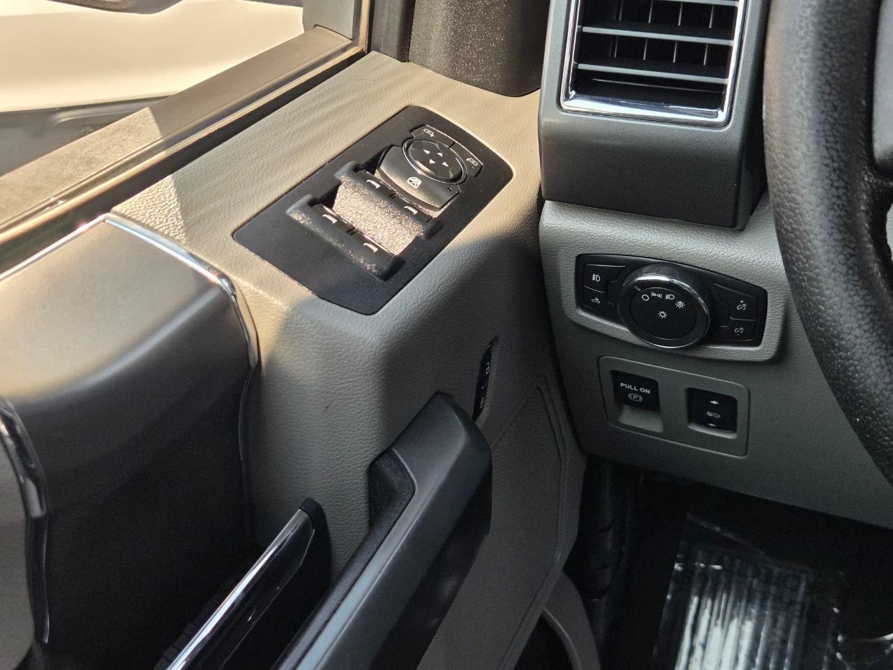 Ford F-150 XLT SuperCrew 5.5-ft. Bed 4WD 2016
