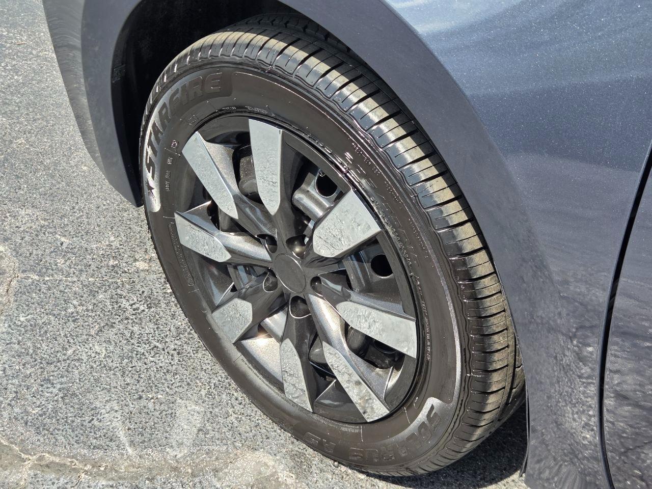 Toyota Corolla LE 2016