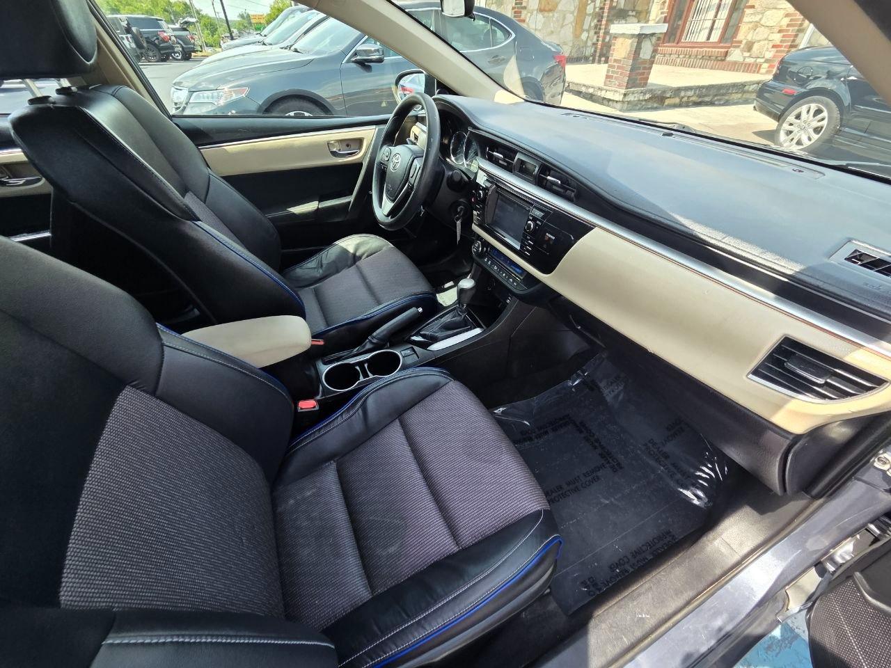 Toyota Corolla LE 2016