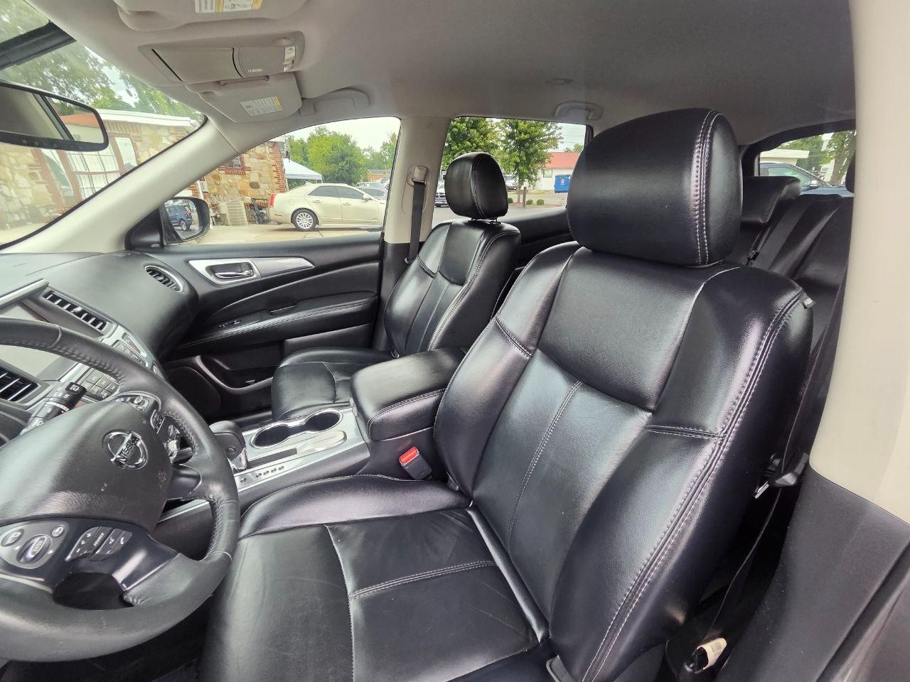 Nissan Pathfinder SL 2WD 2018
