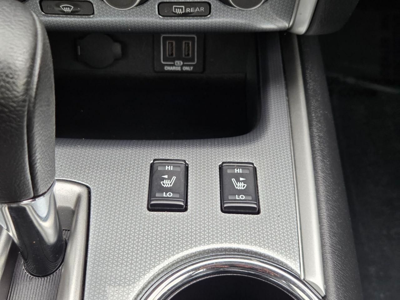 Nissan Pathfinder SL 2WD 2018