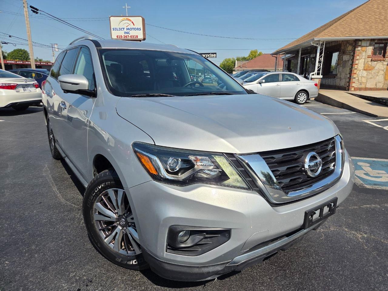 Nissan Pathfinder SL 2WD 2019