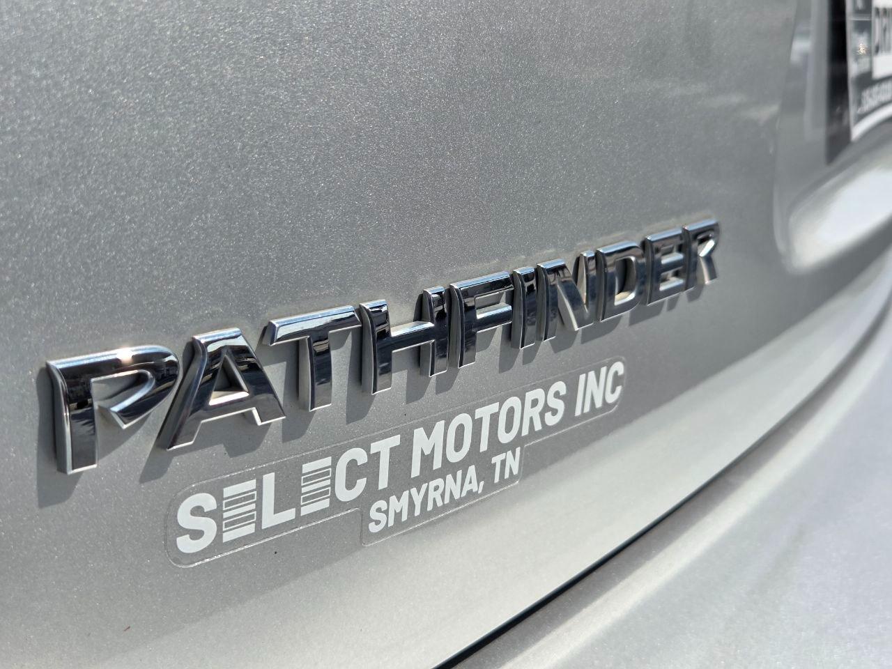 Nissan Pathfinder SL 2WD 2019