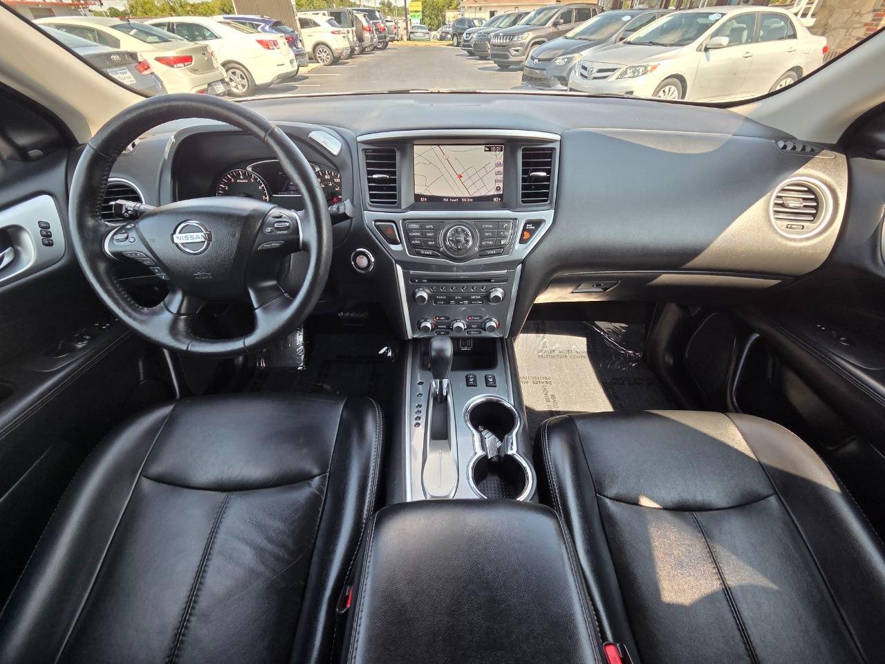 Nissan Pathfinder SL 2WD 2019