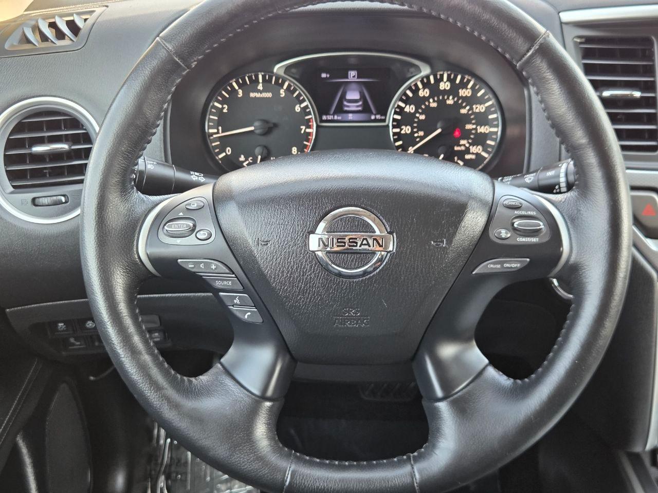 Nissan Pathfinder SL 2WD 2019