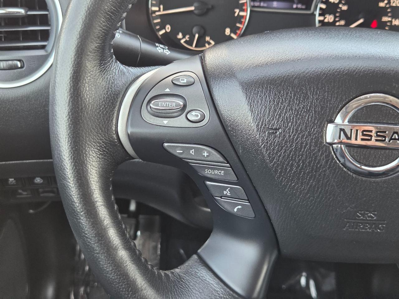 Nissan Pathfinder SL 2WD 2019