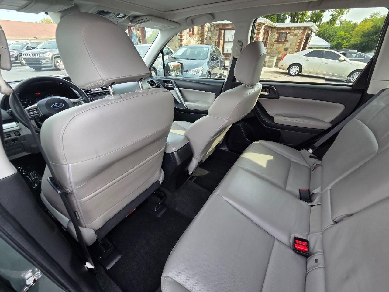 Subaru Forester 2.5i Touring 2015
