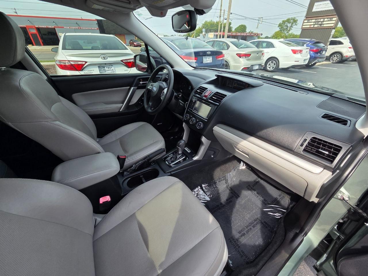 Subaru Forester 2.5i Touring 2015