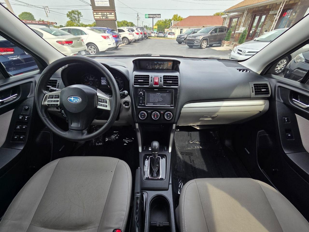 Subaru Forester 2.5i Touring 2015