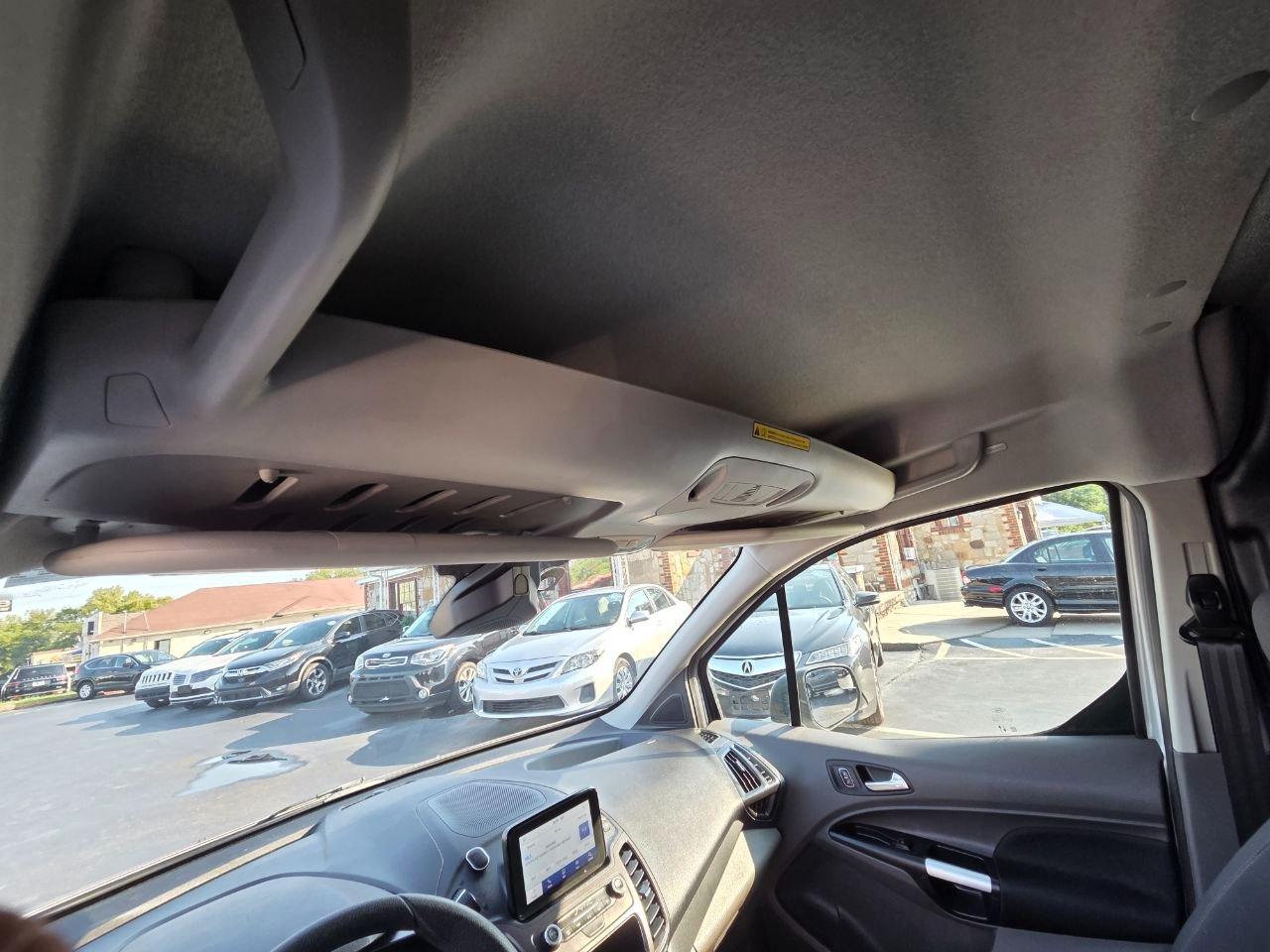 Ford Transit Connect Cargo Van XLT LWB 2022