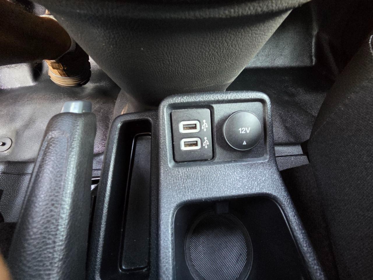 Ford Transit Connect Cargo Van XLT LWB 2022