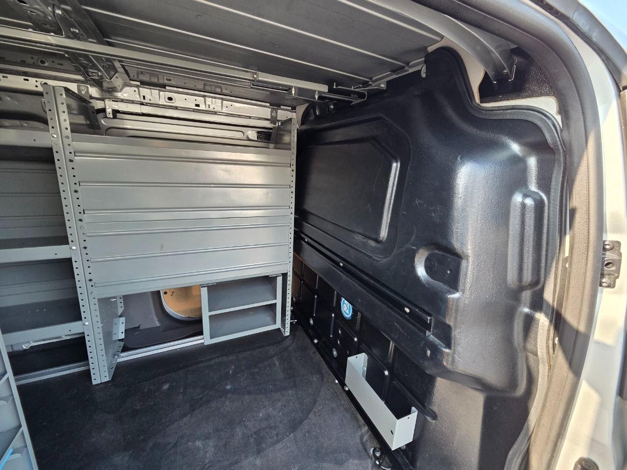 Ford Transit Connect Cargo Van XLT LWB 2022