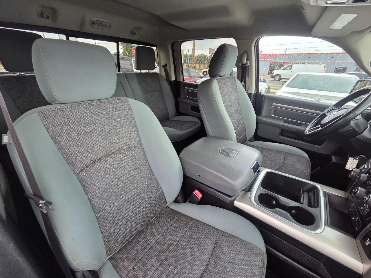 RAM 1500 Classic SLT Crew Cab LWB 2WD 2020