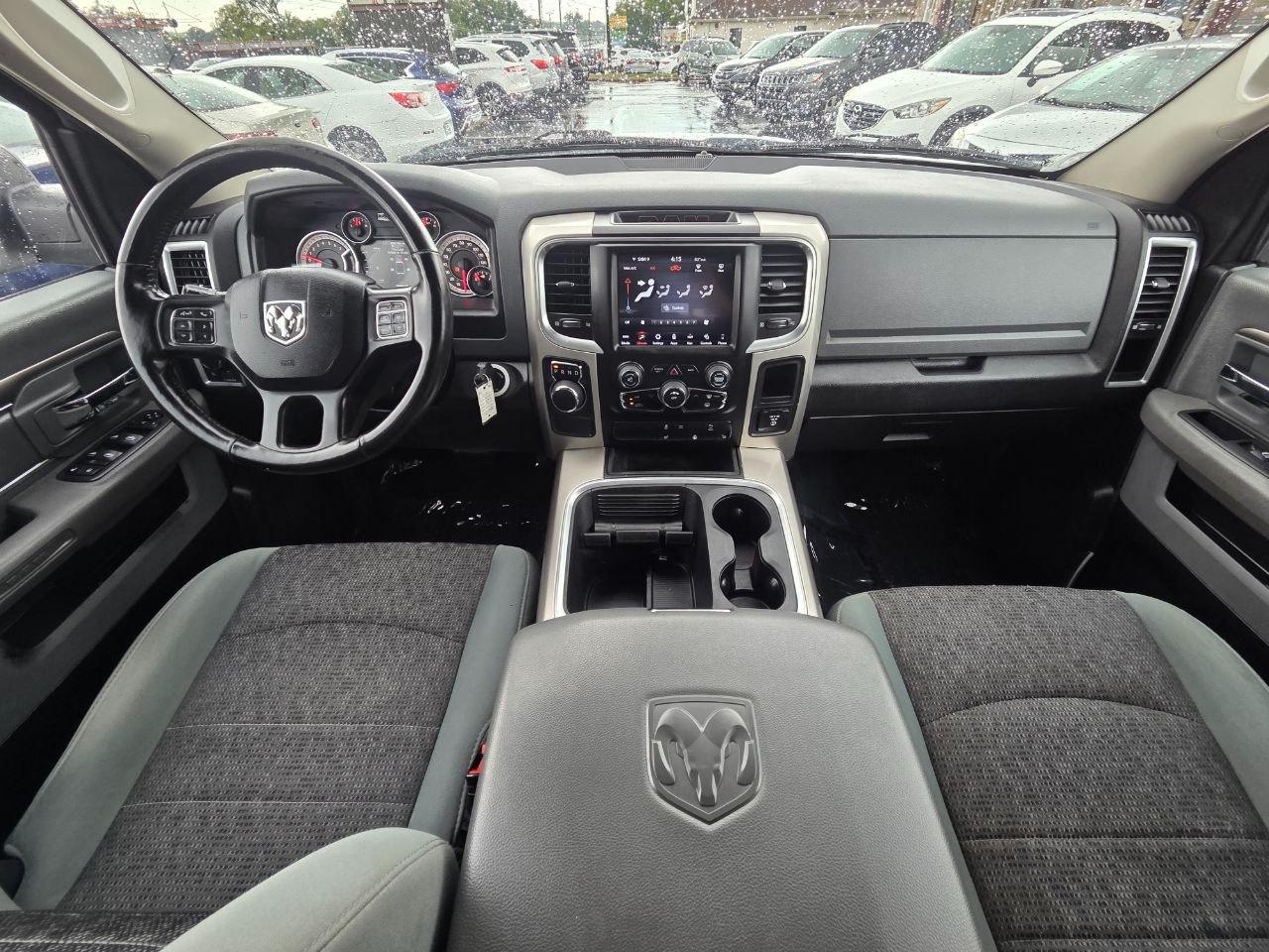 RAM 1500 Classic SLT Crew Cab LWB 2WD 2020
