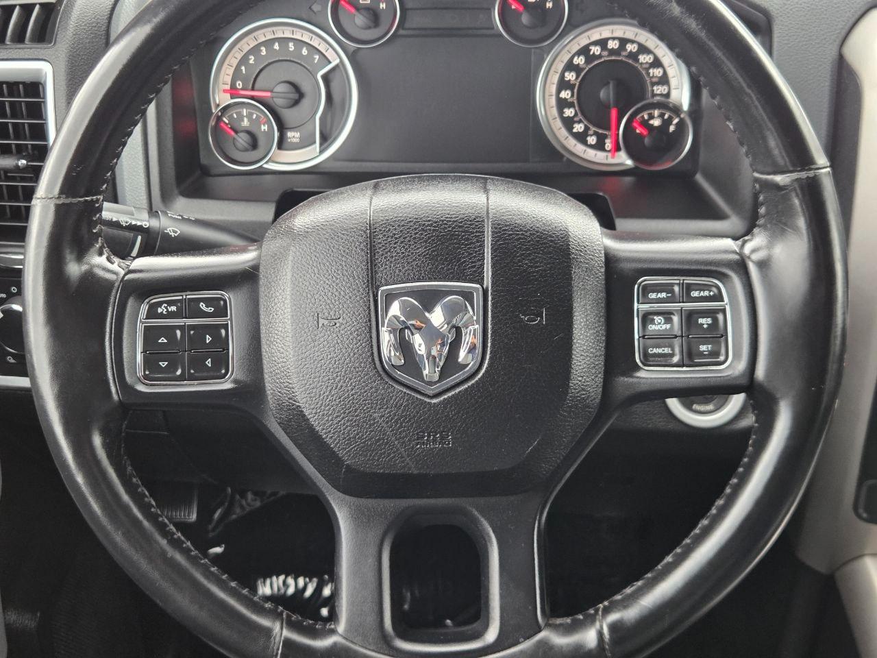 RAM 1500 Classic SLT Crew Cab LWB 2WD 2020