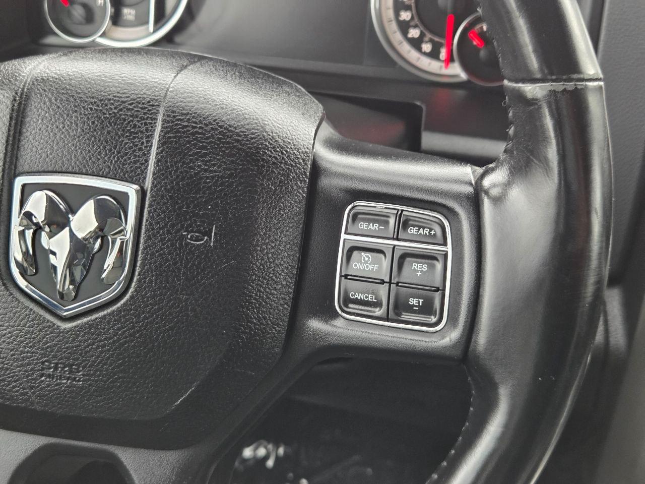 RAM 1500 Classic SLT Crew Cab LWB 2WD 2020