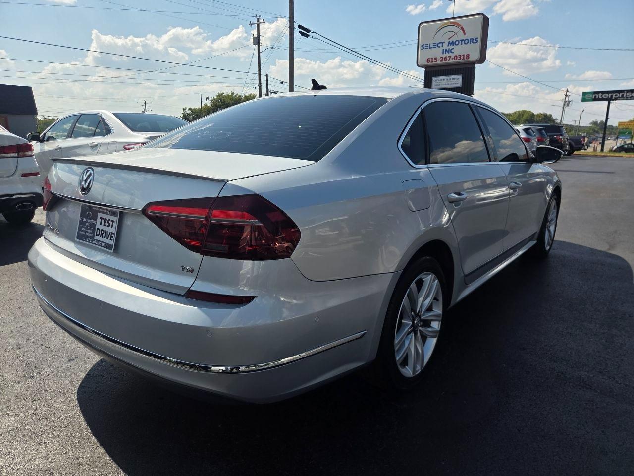 Volkswagen Passat SEL Premium 2017