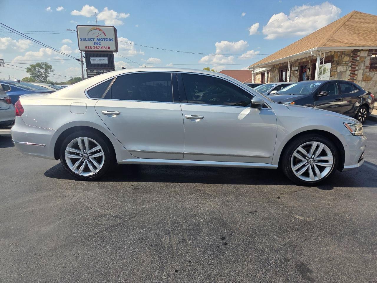 Volkswagen Passat SEL Premium 2017