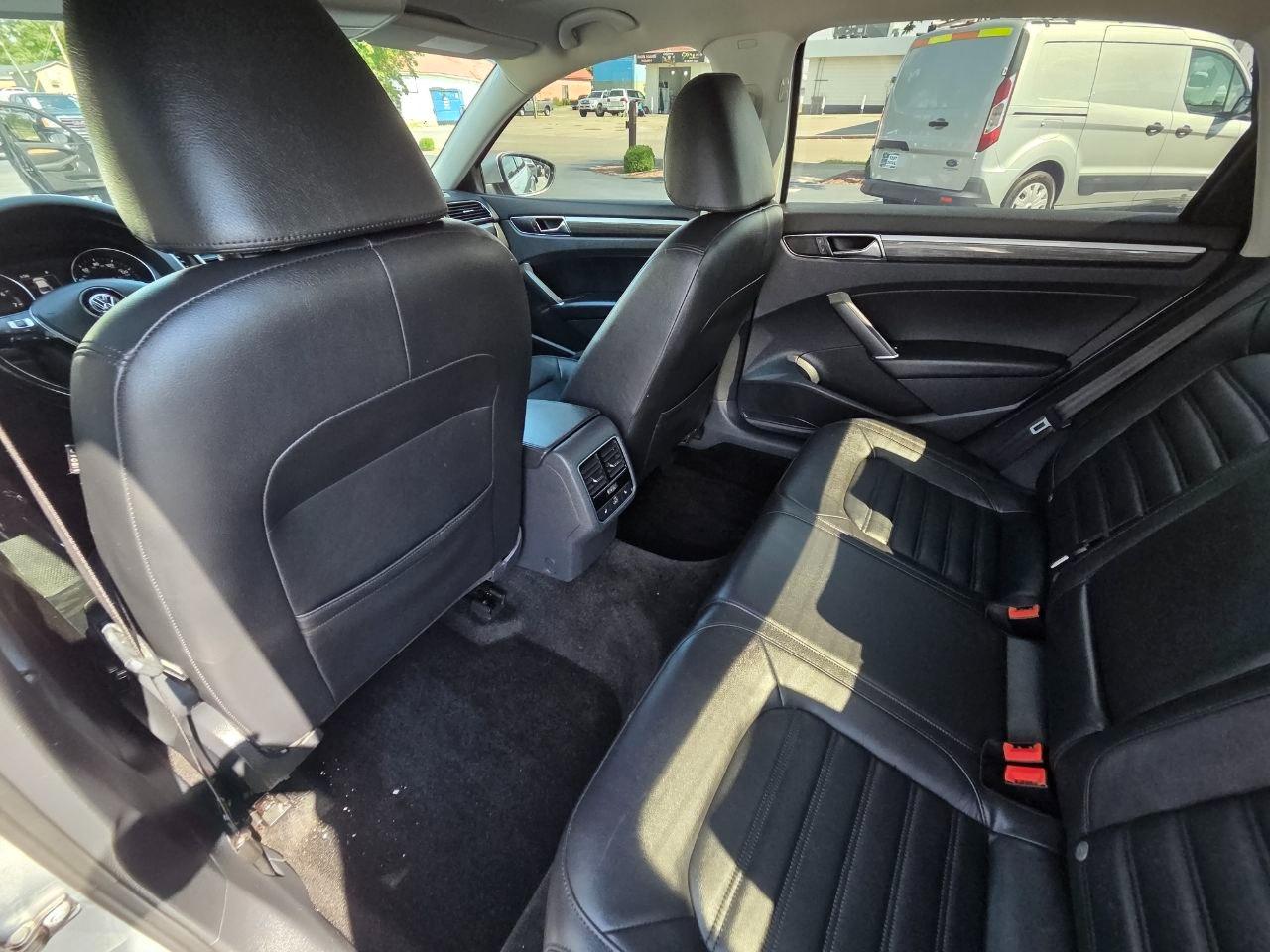 Volkswagen Passat SEL Premium 2017