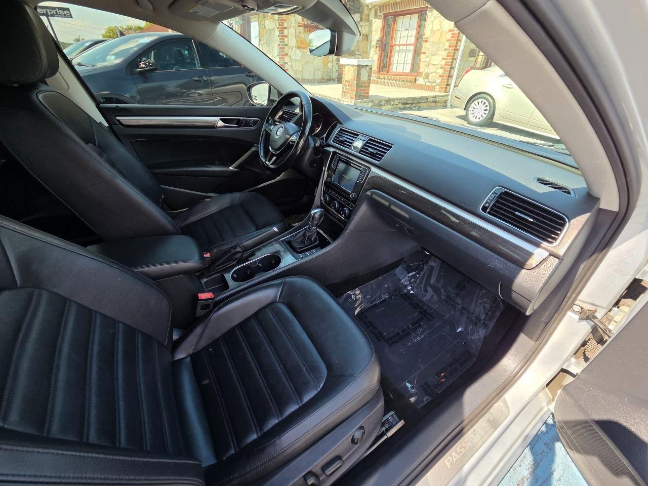 Volkswagen Passat SEL Premium 2017
