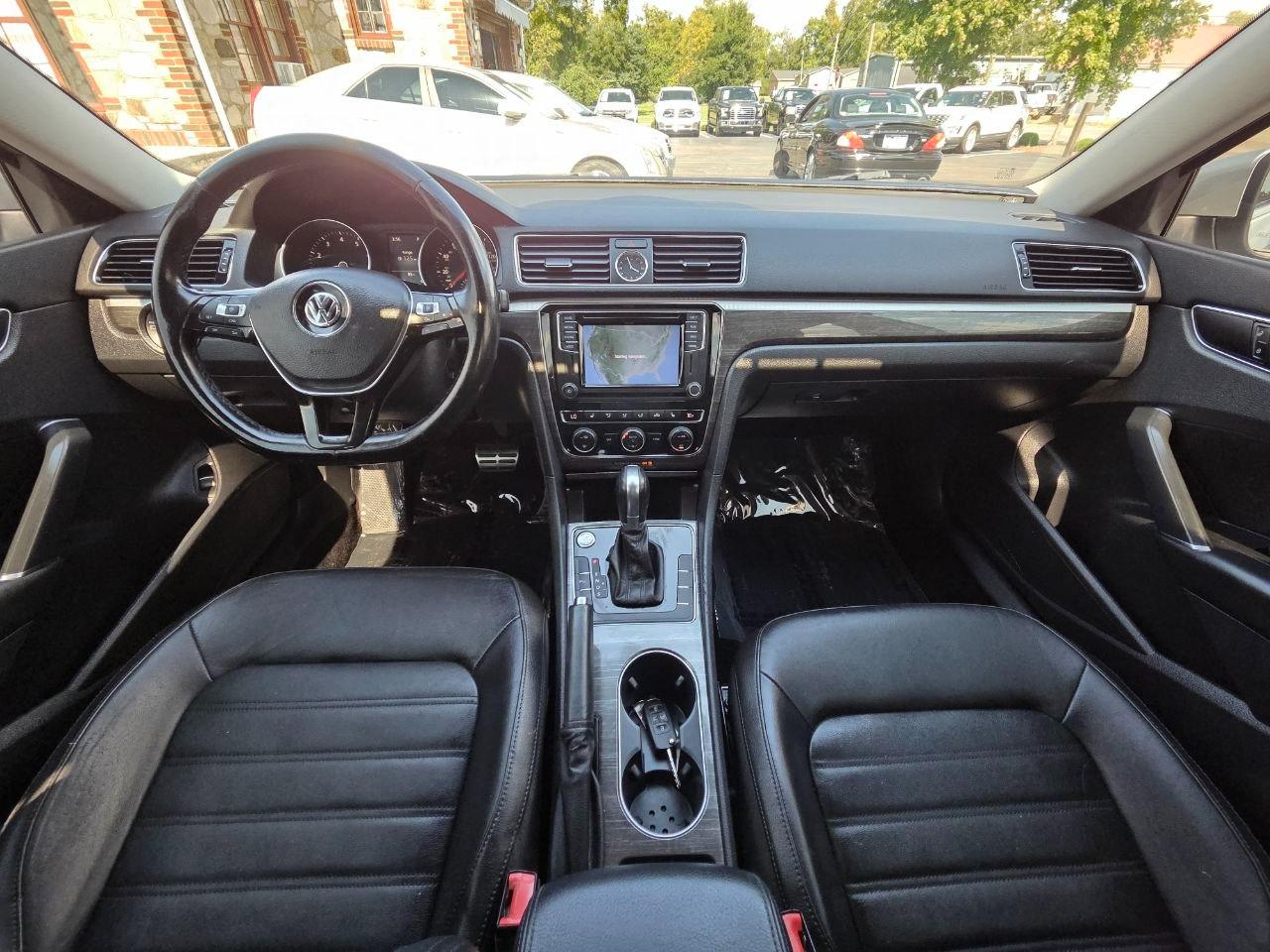 Volkswagen Passat SEL Premium 2017
