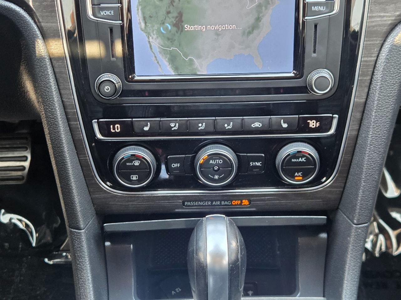 Volkswagen Passat SEL Premium 2017