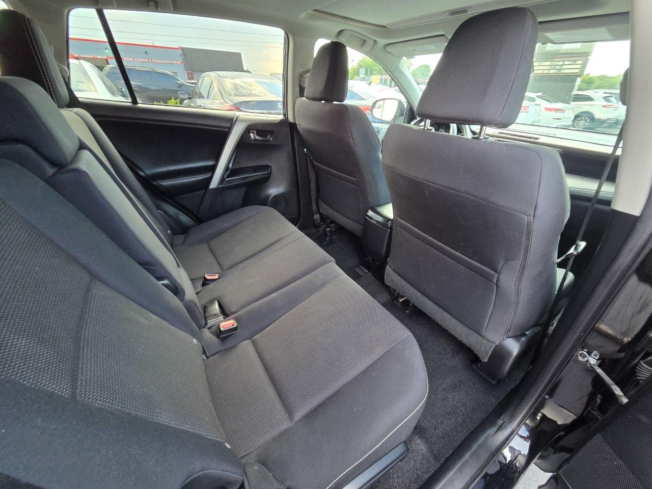 Toyota RAV4 XLE AWD 2017