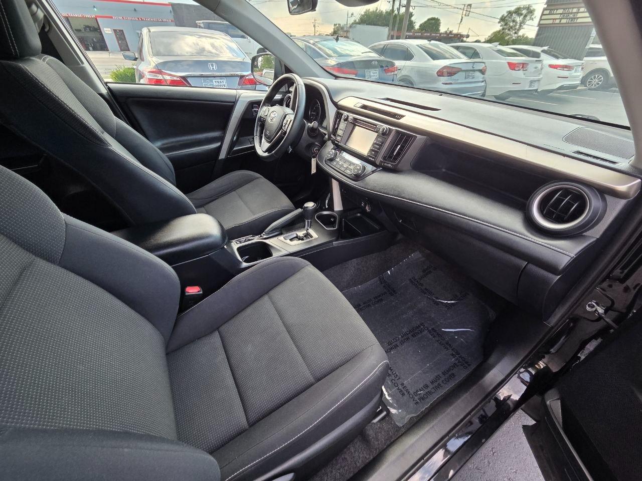 Toyota RAV4 XLE AWD 2017