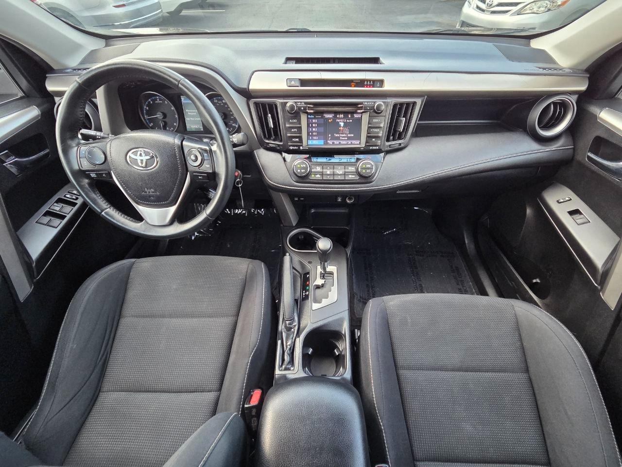 Toyota RAV4 XLE AWD 2017