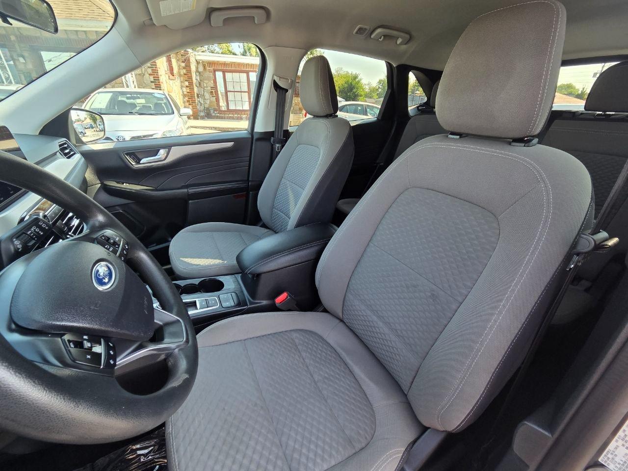 Ford Escape SE 2021