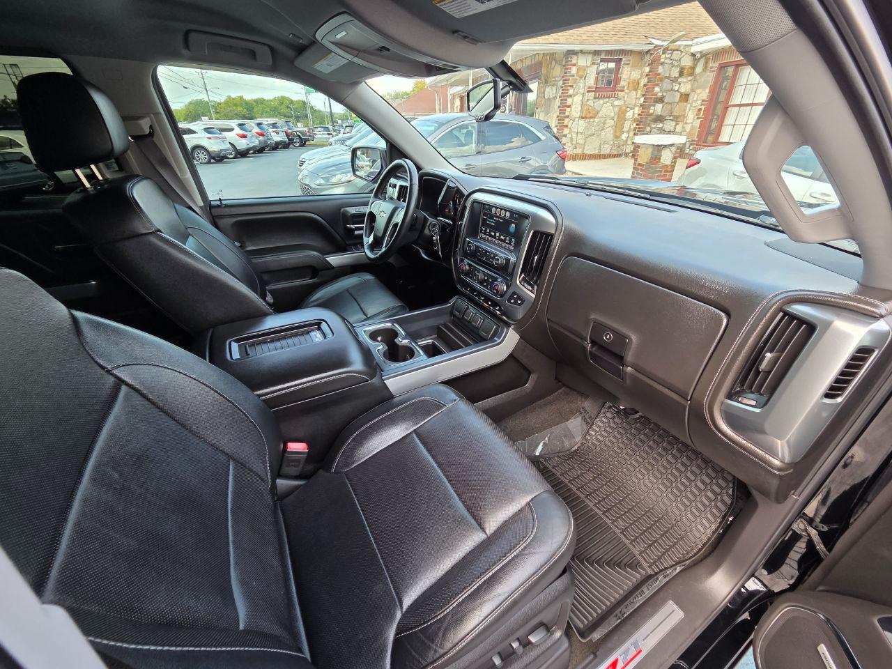 Chevrolet Silverado 1500 LTZ Crew Cab 4WD 2017