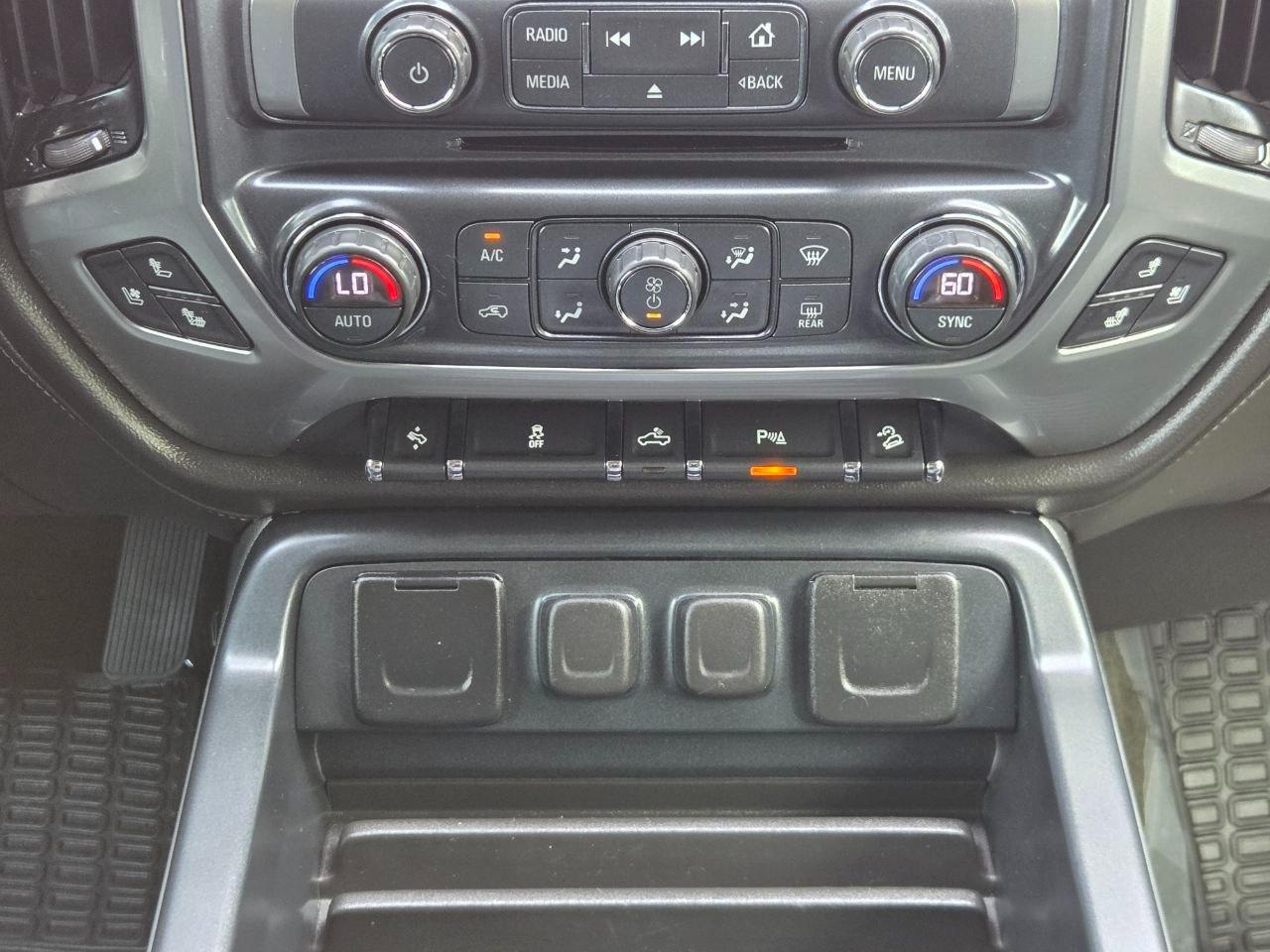 Chevrolet Silverado 1500 LTZ Crew Cab 4WD 2017