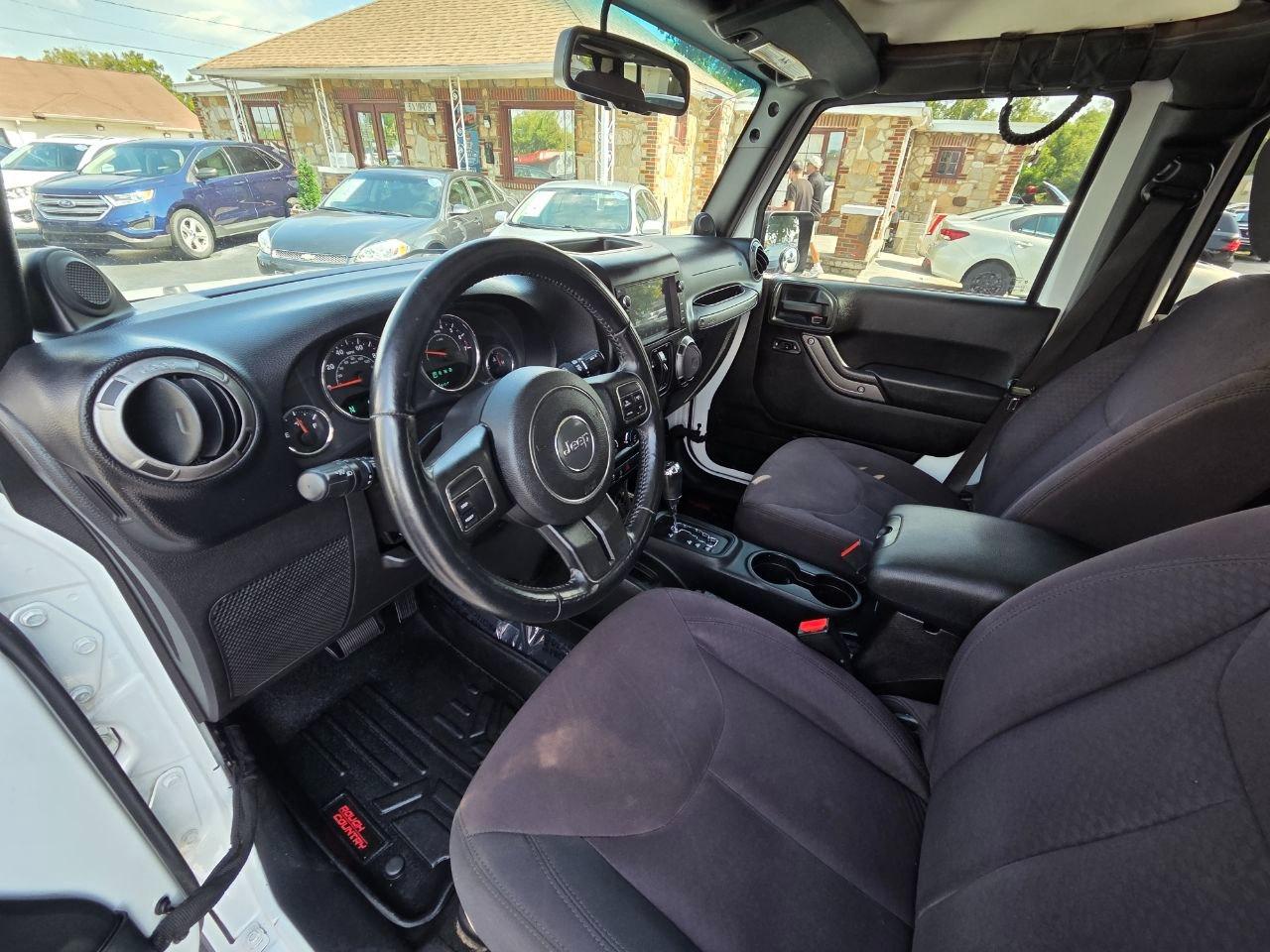Jeep Wrangler Unlimited Sport 4WD 2013