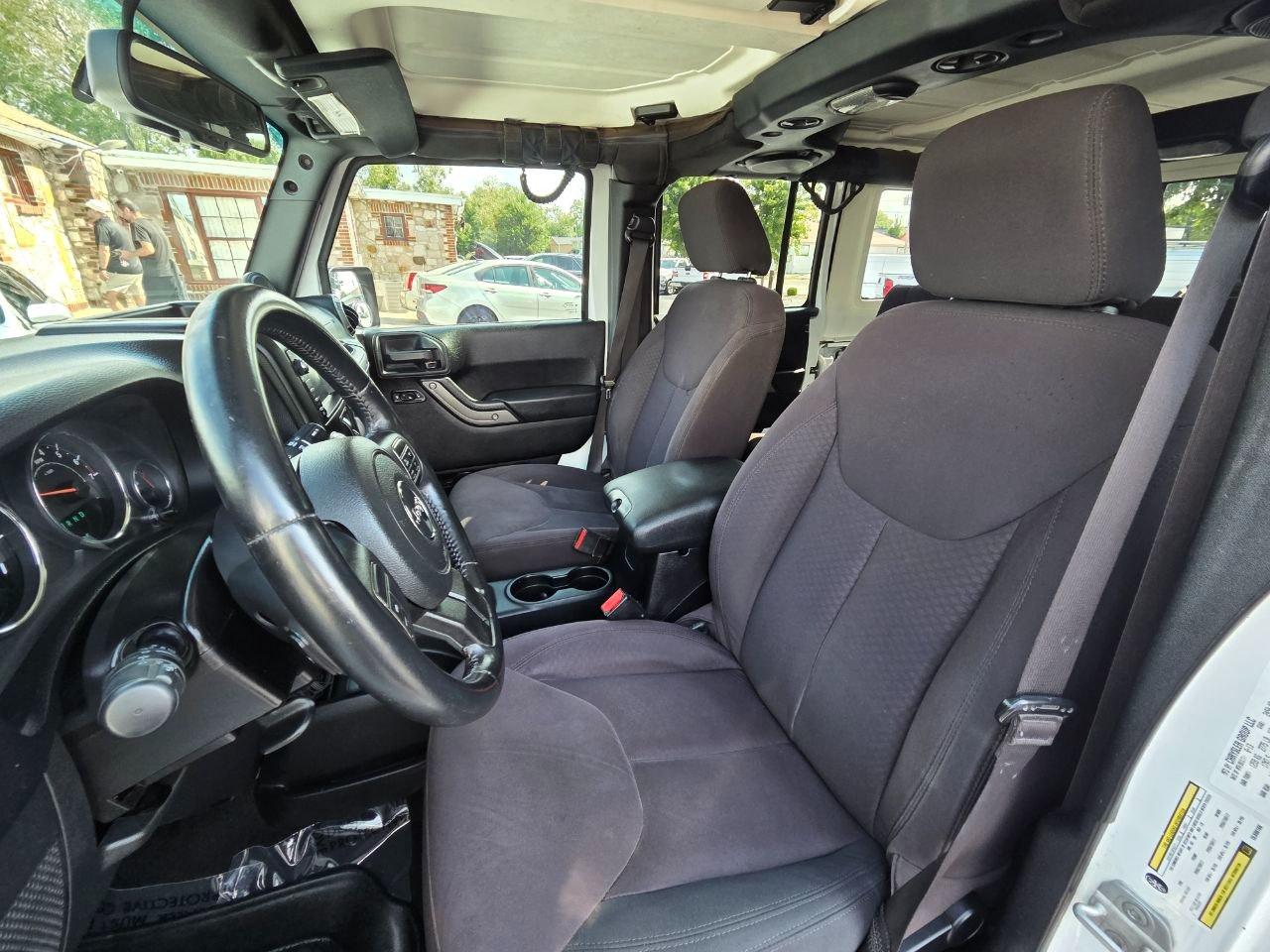 Jeep Wrangler Unlimited Sport 4WD 2013